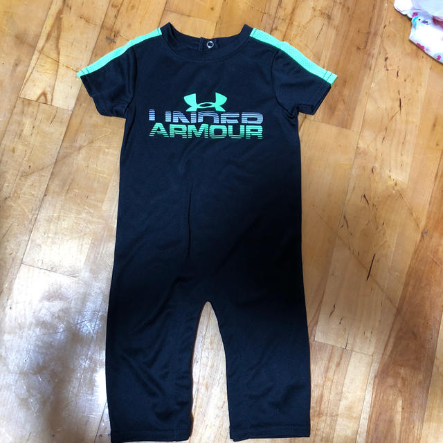 UNDER ARMOUR(アンダーアーマー)のベビー キッズ/ベビー/マタニティのベビー服(~85cm)(ロンパース)の商品写真