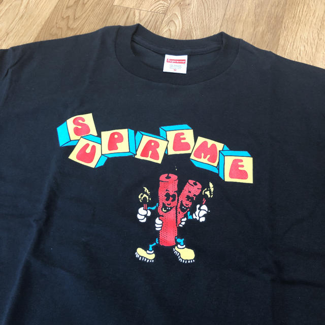 Supreme(シュプリーム)の実さん専用【試着のみ】supreme dynamite tee Mサイズ メンズのトップス(Tシャツ/カットソー(半袖/袖なし))の商品写真