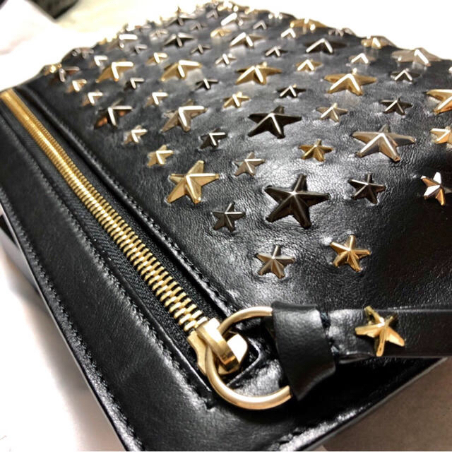 JIMMY CHOO(ジミーチュウ)のジミーチュウ ❤︎ コラリー/CORALIE ❤︎ クラッチ  ユニセックス レディースのバッグ(クラッチバッグ)の商品写真