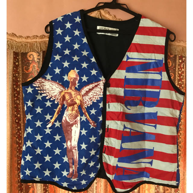 ゴーシャラブチンスキー Sleeveless Flag T-Shirt