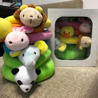 【新品、未使用】布のおもちゃAnimal Ringtossふわふわ輪投げ(知育玩具)