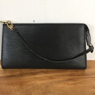 ヴィトン(LOUIS VUITTON) エピ ポーチ(レディース)(ブラック/黒色系