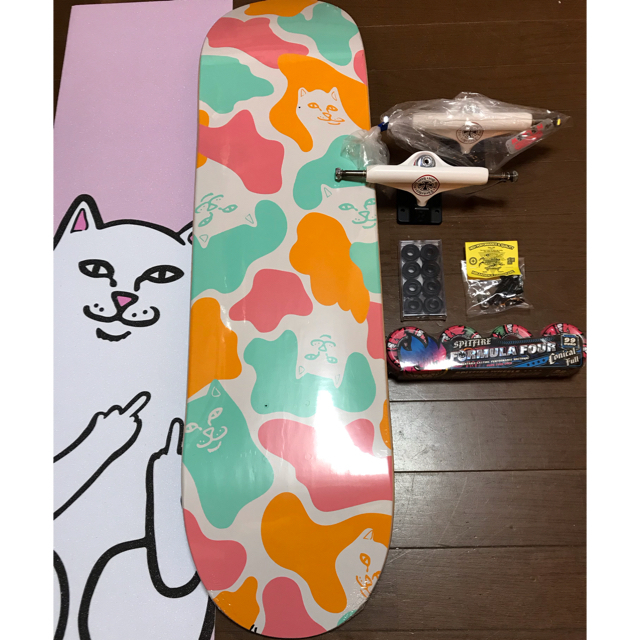 Supreme(シュプリーム)の【KKK様専用】】RipNDip スケボーセット スポーツ/アウトドアのスポーツ/アウトドア その他(スケートボード)の商品写真