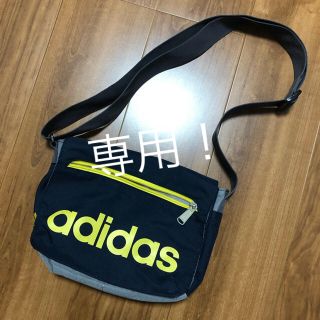 アディダス(adidas)のadidas¨̮♡︎ショルダーバッグ(ポシェット)