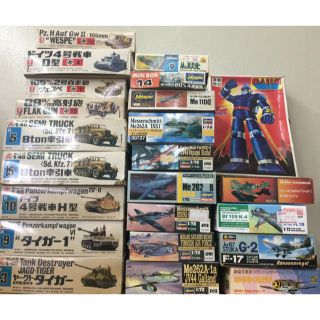 バンダイ(BANDAI)の【旧バンダイ　1/24　戦車】【ハセガワ　1/72　戦闘機】　等(模型/プラモデル)