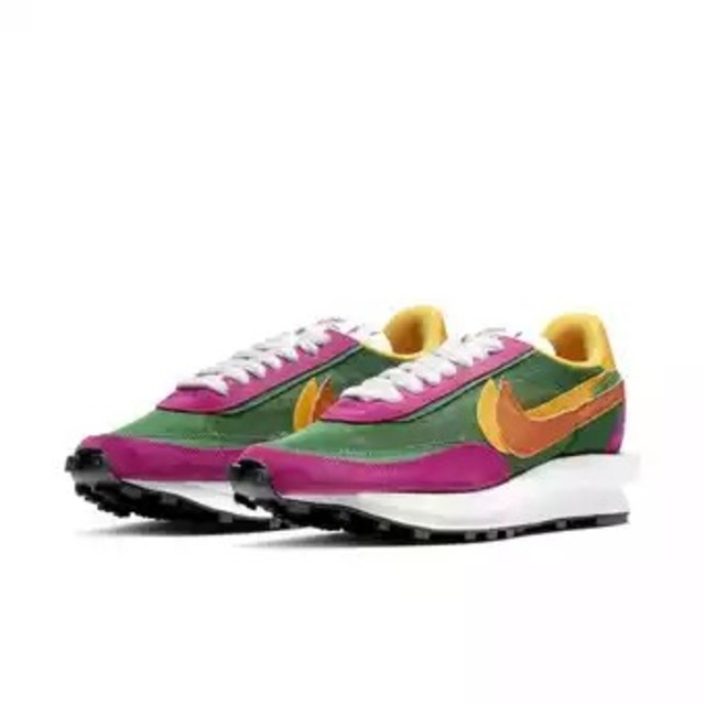 24.5 NIKE sacai LDWaffle