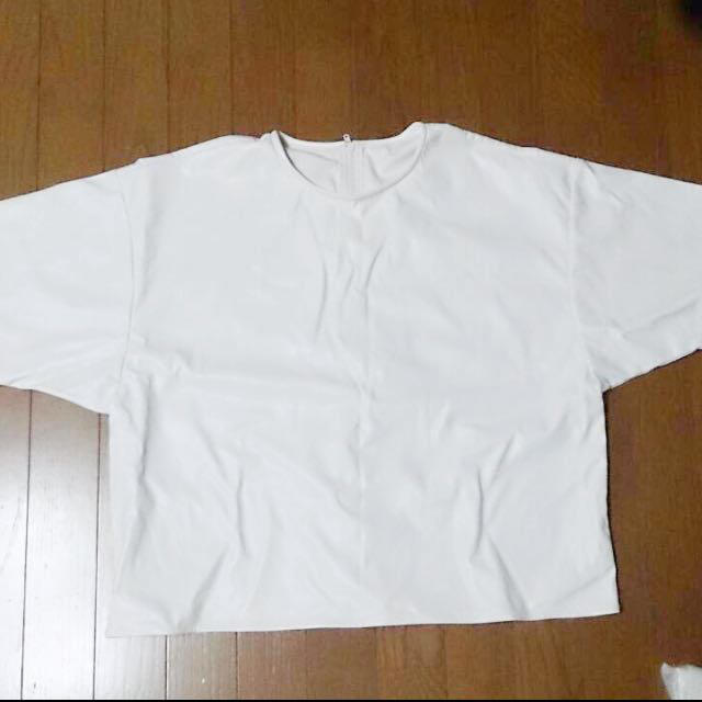 i(アイ)のフェイクレザーセットアップ レディースのトップス(Tシャツ(半袖/袖なし))の商品写真