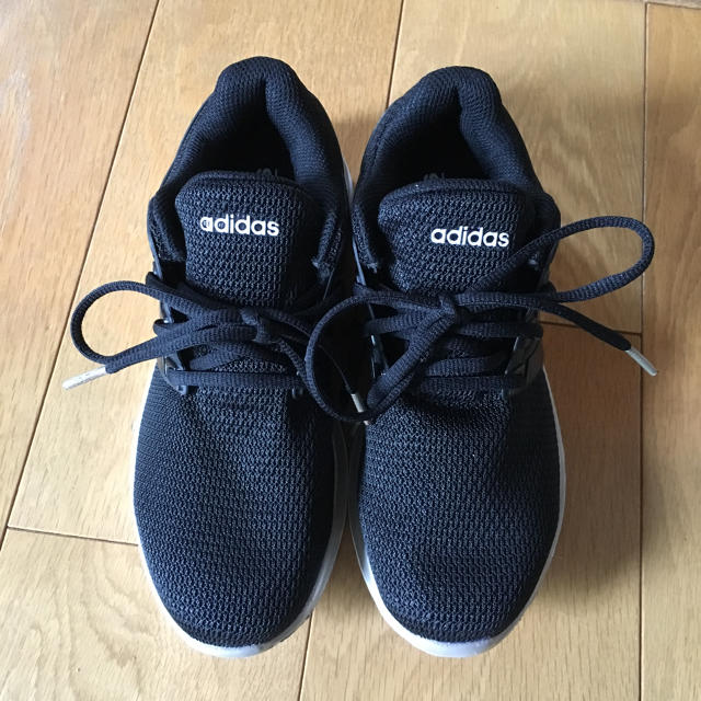 adidas ランニング スニーカー