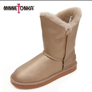 ミネトンカ(Minnetonka)のMINNETONKA シープスキンブーツ(ブーツ)