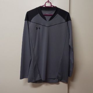 アンダーアーマー(UNDER ARMOUR)のUNDER ARMOUR長袖シャツ(ウェア)