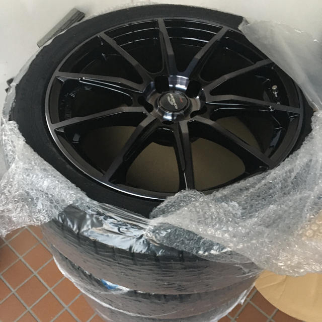 Goodyear スタッドレスタイヤ18インチ ホイール ホイールナットセットの通販 By Nero S Shop グッドイヤーならラクマ