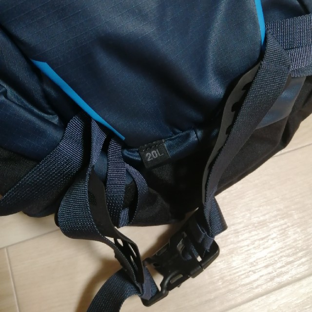 BURTON(バートン)のBURTON AK INCLINE 20L メンズのバッグ(バッグパック/リュック)の商品写真