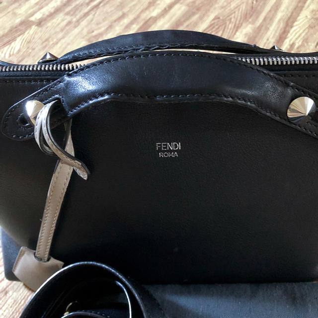 FENDI  ミニバイザウェイ  黒 1