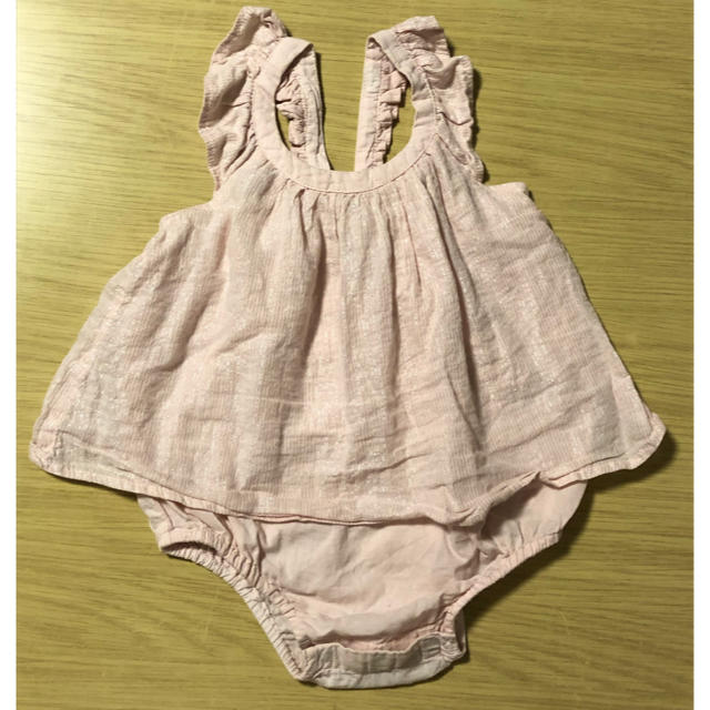 babyGAP(ベビーギャップ)のbaby Gap パステルピンク ロンパース 70 キッズ/ベビー/マタニティのベビー服(~85cm)(ロンパース)の商品写真