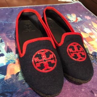 トリーバーチ(Tory Burch)のトリーバーチ ２２〜２２.５センチ(スリッポン/モカシン)