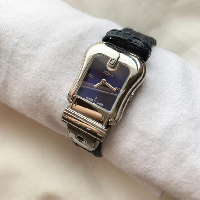 FENDI - 【稼働品】良品!フェンディ▪️レディースウォッチの通販 by Loved_gather⌘|フェンディならラクマ