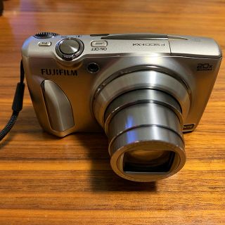 フジフイルム(富士フイルム)のSKY様 専用富士フイルム FinePix F900EXR シャンパンゴールド(コンパクトデジタルカメラ)