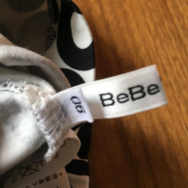 BeBe(ベベ)のBebe ワンピース90 キッズ/ベビー/マタニティのキッズ服女の子用(90cm~)(ワンピース)の商品写真