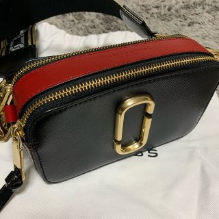 マークバイマークジェイコブス(MARC BY MARC JACOBS)の美品✨マークジェイコブス🖤ショルダーバッグ👜(ショルダーバッグ)