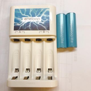 サンヨーショウカイ(SANYO)のeneloop 充電器 ＆ 電池 セット(バッテリー/充電器)