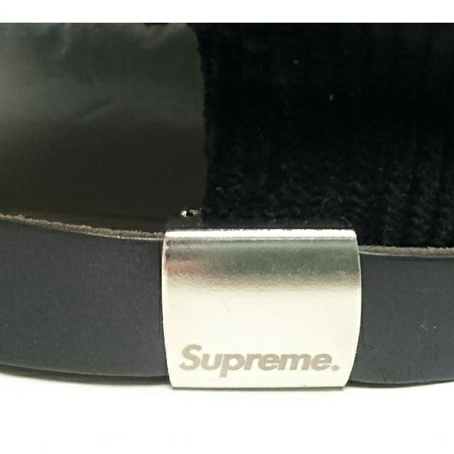 Supreme(シュプリーム)のSupreme　シュプリーム　コーデュロイ　ロゴキャップ　ブラック　新品未使用品 メンズの帽子(キャップ)の商品写真