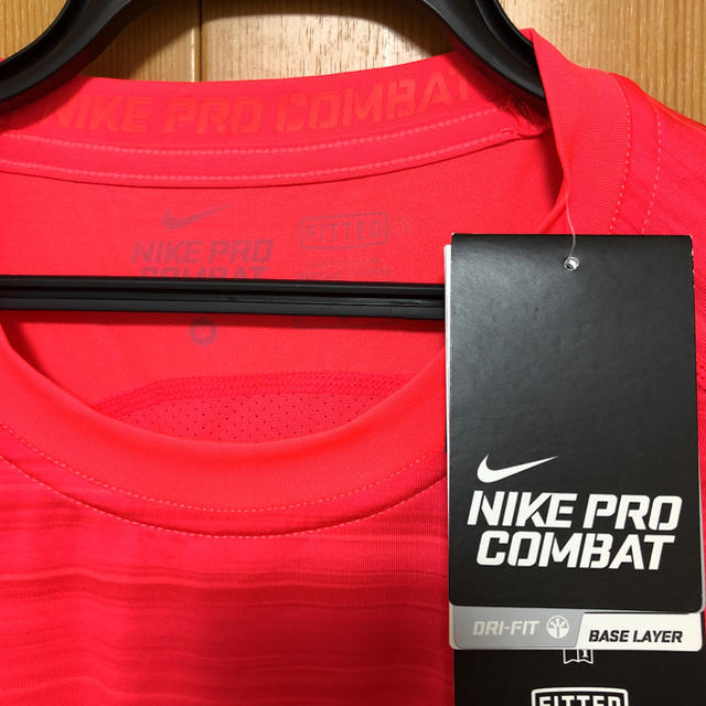 NIKE(ナイキ)の【新品未使用タグ付き】nike pro combat dri fit Tシャツ メンズのトップス(Tシャツ/カットソー(半袖/袖なし))の商品写真