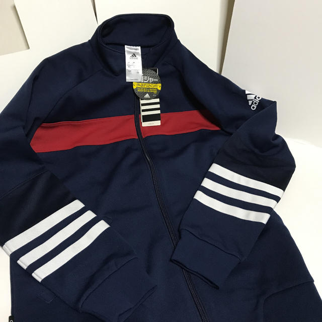 adidas(アディダス)のアディダス セットアップ  キッズ/ベビー/マタニティのキッズ服男の子用(90cm~)(ジャケット/上着)の商品写真