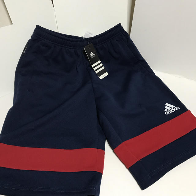 adidas(アディダス)のアディダス セットアップ  キッズ/ベビー/マタニティのキッズ服男の子用(90cm~)(ジャケット/上着)の商品写真