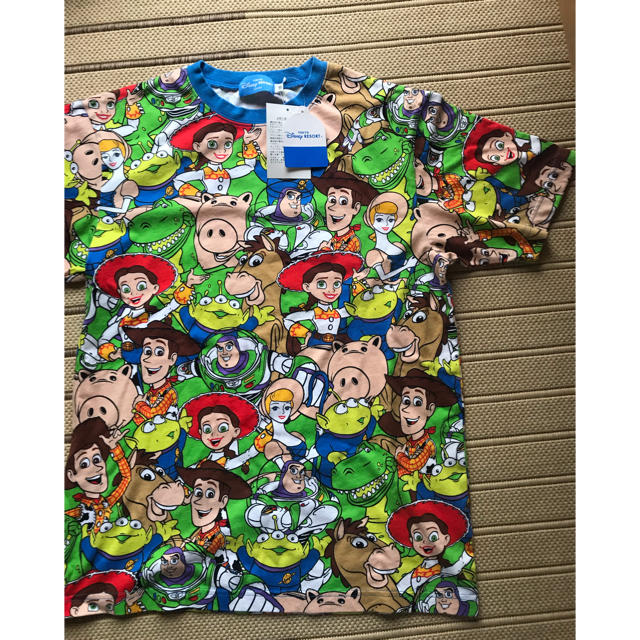 Disney(ディズニー)のTシャツ レディースのトップス(Tシャツ(半袖/袖なし))の商品写真