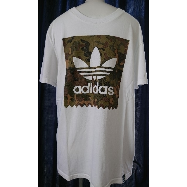 adidas(アディダス)のadidas originals 迷彩Tシャツ  メンズのトップス(Tシャツ/カットソー(半袖/袖なし))の商品写真