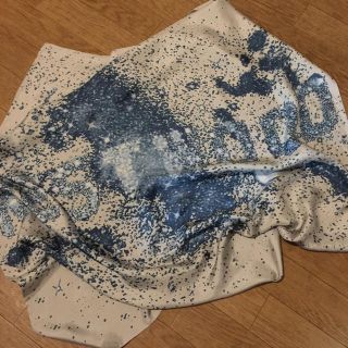 Vivienne Westwood(バンダナ/スカーフ)のフリマアイテム一覧 Vivienne Westwood(バンダナ/スカーフ)のフリマアイテム一覧