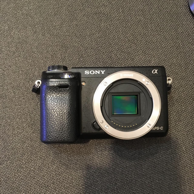 SONY(ソニー)のソニー SONY ミラーレス一眼 α NEX-6 ボディ スマホ/家電/カメラのカメラ(ミラーレス一眼)の商品写真