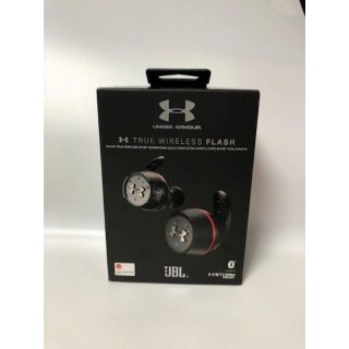 アンダーアーマー(UNDER ARMOUR)の【新品未使用】完全ワイヤレスイヤホン アンダーアーマー ブラック(ヘッドフォン/イヤフォン)