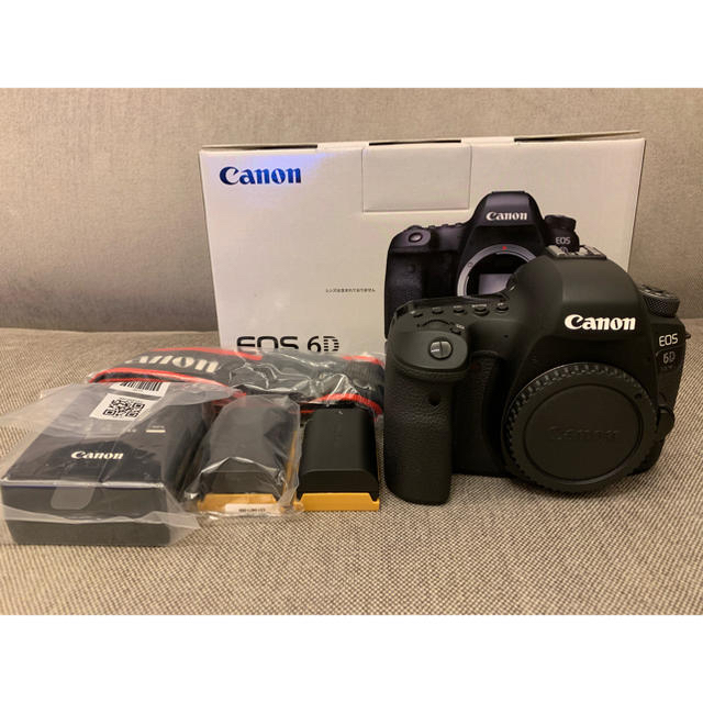 Canon(キヤノン)のCanon EOS 6D Mark2 ボディ スマホ/家電/カメラのカメラ(デジタル一眼)の商品写真