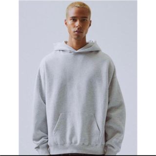 フィアオブゴッド(FEAR OF GOD)の新品 FOG Essentials Pullover Hoodie グレー M(パーカー)