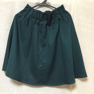 ダブルクローゼット(w closet)のモスグリーン スカート(ひざ丈スカート)