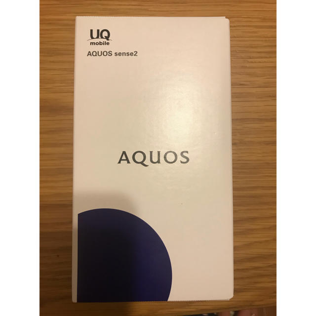 AQUOS(アクオス)のAQUOS sense2 SHV43 Silky White 白 スマホ/家電/カメラのスマートフォン/携帯電話(スマートフォン本体)の商品写真