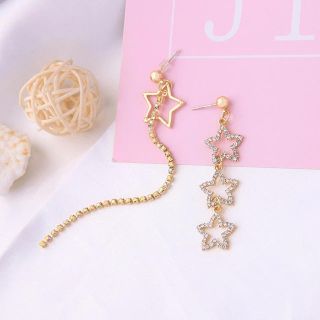 SALE❗️スター アシンメトリーイヤリング No.919