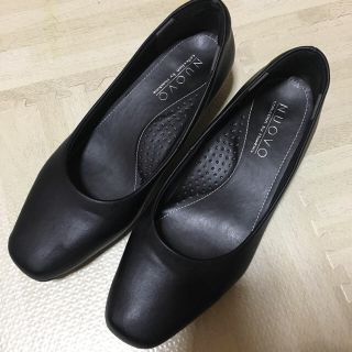 ヌォーボ(Nuovo)のパンプス 25cm (ハイヒール/パンプス)