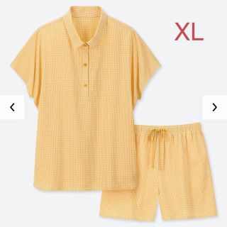 ユニクロ(UNIQLO)のユニクロ コットンリネンパジャマ（チェック・半袖）XLサイズ／イエロー 新品！(パジャマ)