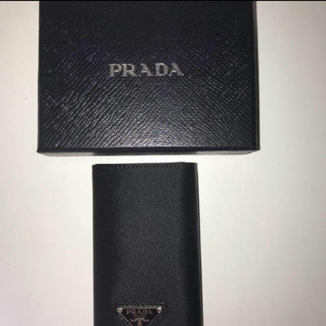 PRADA(プラダ)のPRADAキーケース レディースのファッション小物(キーケース)の商品写真