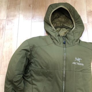 アークテリクス(ARC'TERYX)のアークテリクス アトムAR フーディー (ダウンジャケット)