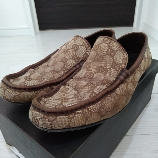 グッチ GUCCI ドライビングシューズの通販 by モググ's shop｜ラクマ