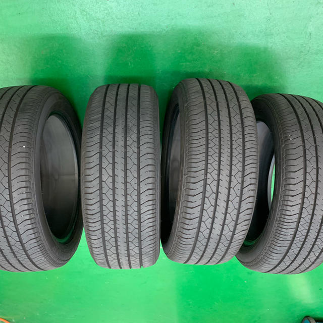 新車付けタイヤダンロップ225/50R18