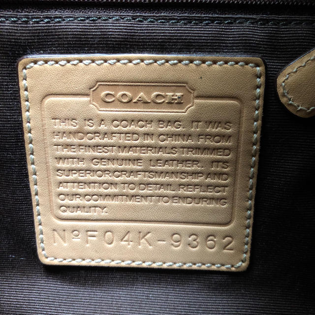 COACH(コーチ)の【USED】COACH シグネチャー ショルダーバック F04K-9362 レディースのバッグ(ショルダーバッグ)の商品写真