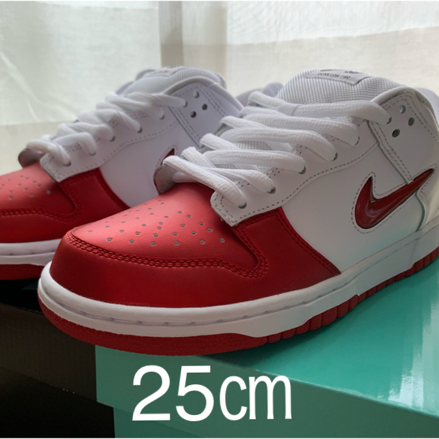 Supreme®/Nike® SB Dunk Low