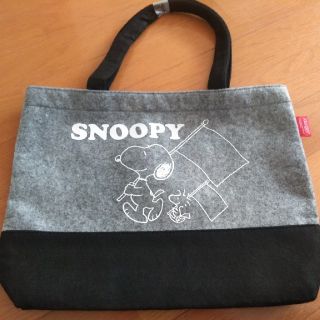 スヌーピー(SNOOPY)のスヌーピーフエルトトートバッグ(キャラクターグッズ)