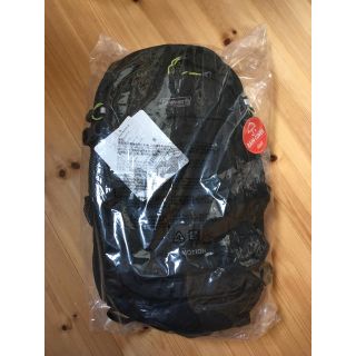 コールマン(Coleman)のコルク7502様専用 新品未開封 Coleman 25l TREK MOTION(バッグパック/リュック)