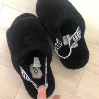 アグ(UGG)のUGG サンダル ブラック38 新品未使用  本日限定セール(サンダル)