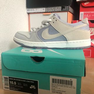 ナイキ(NIKE)のNIKI SB ZOOM DUNK LOW PRO(スニーカー)